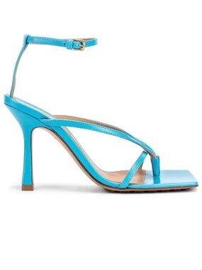 BRAND NEW BOTTEGA VENETA Leather Stretch Toe Heels in Sky Blue